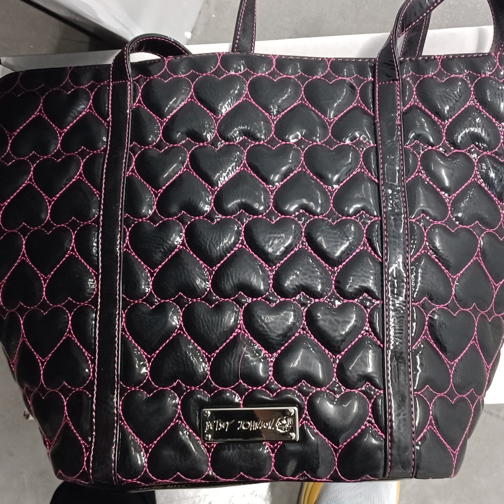 New Betsey Johnson Black Pink Heart Quilted Shoulder Tote Bag
